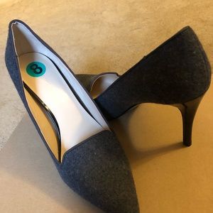 Nine West Gray Fabric Pumps